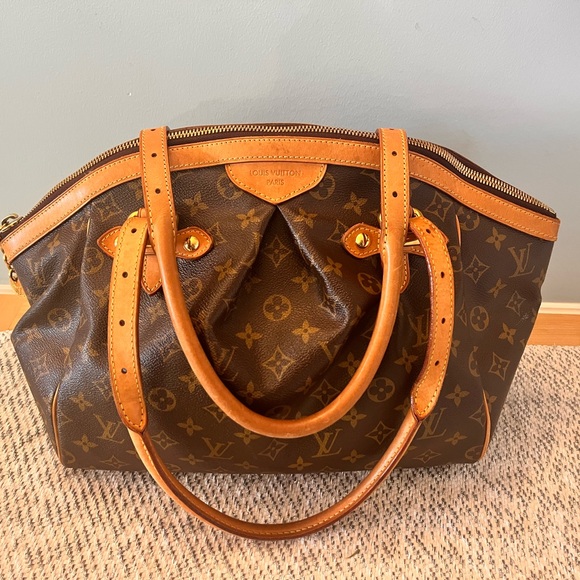 Louis Vuitton Handbags - COPY - Authentic LOUIS VUITTON Monogram Tivoli